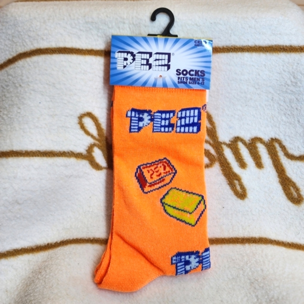 Pez Crew Socks. NWT.